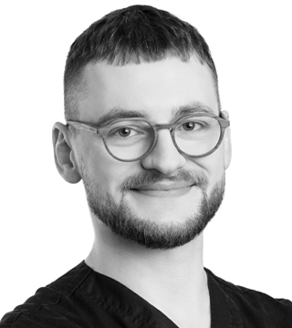 Lek. dent. Bartomiej Burczyski